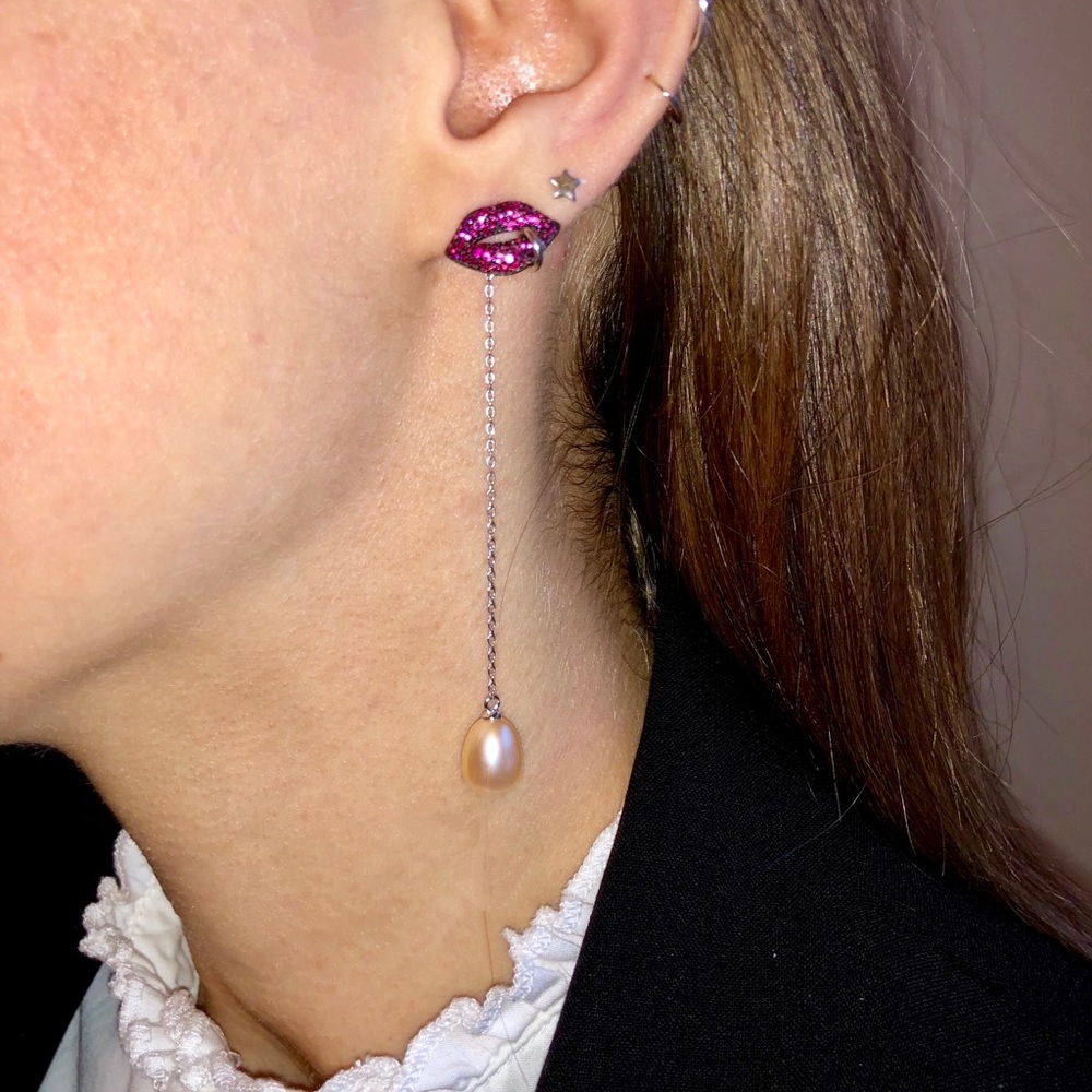 Sterling Silver Mermaid-Core Lips Pink Pearl Stud Dangle Duster Earrings Y2K